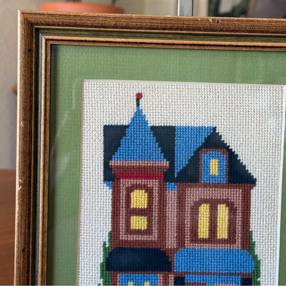 Vintage 70’s Framed Needlepoint House Art With Green Mat inside Brown Wood Frame - Picture 3 of 15